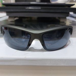 Foster Grant SR1222 YMA1806 Sunglasses